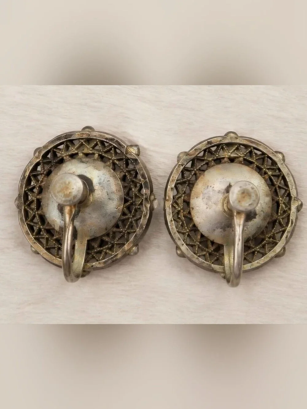 Vintage 1930s/1940s Black Cameo Screw-Back Earrings. Original Patina